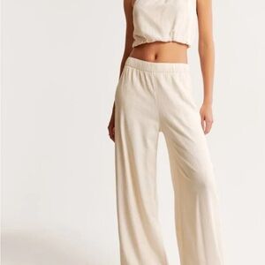 Abercrombie & Fitch Cream Wide Leg Pants
